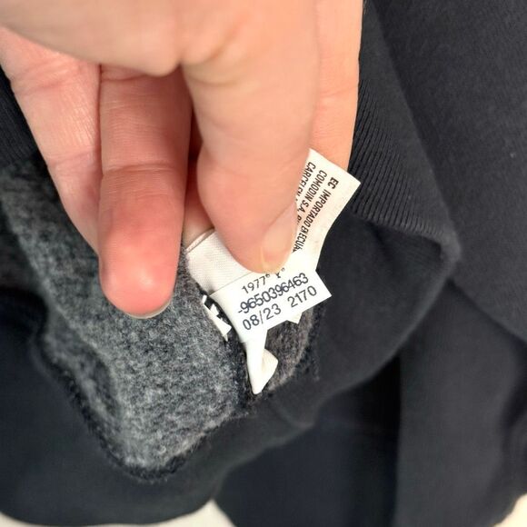 American Eagle x Mean Girls That’s So Fetch Sweatshirt Size Large - Picture 8 of 11